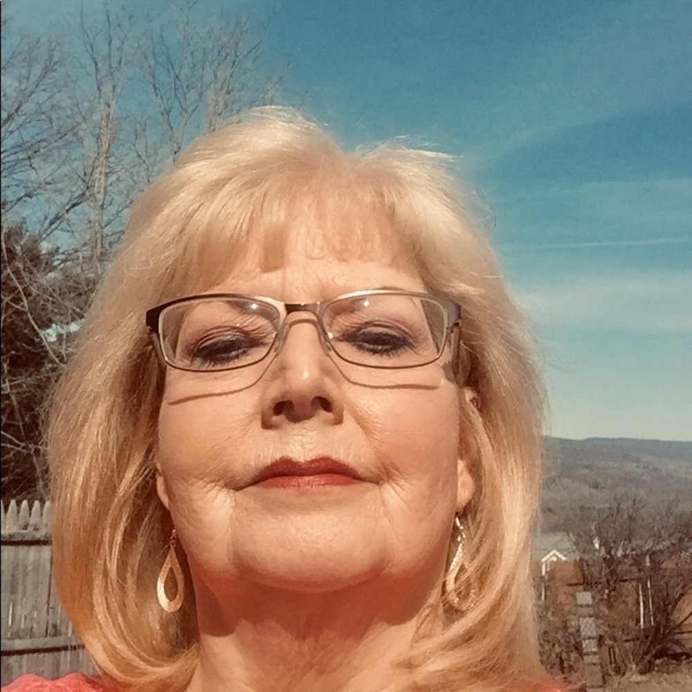 Meet your Posher, Jan